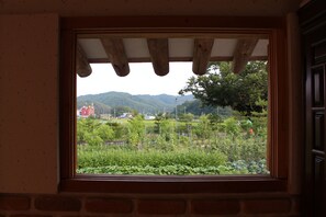 Sarangchae 2 (Ondol) | Utsikt från rummet