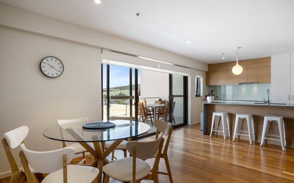 Kangaroo Bay Apartments