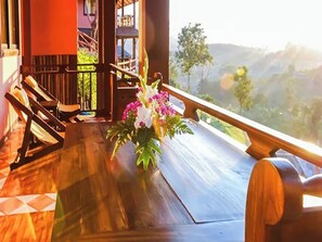 Deluxe Twin Room | Desk, free WiFi, bed sheets - Insda Wellness Resort (Hang Dong)