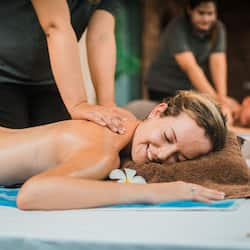 Couples treatment room(s), body treatments, aromatherapy