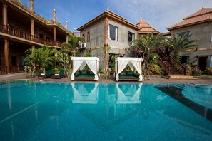 2 outdoor pools, open 7 AM to 9 PM, pool umbrellas, sun loungers - Model Residence and Spa (Siem Reap)
