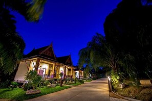 ตู้นิรภัยในห้องพัก, Wi-Fi ฟรี