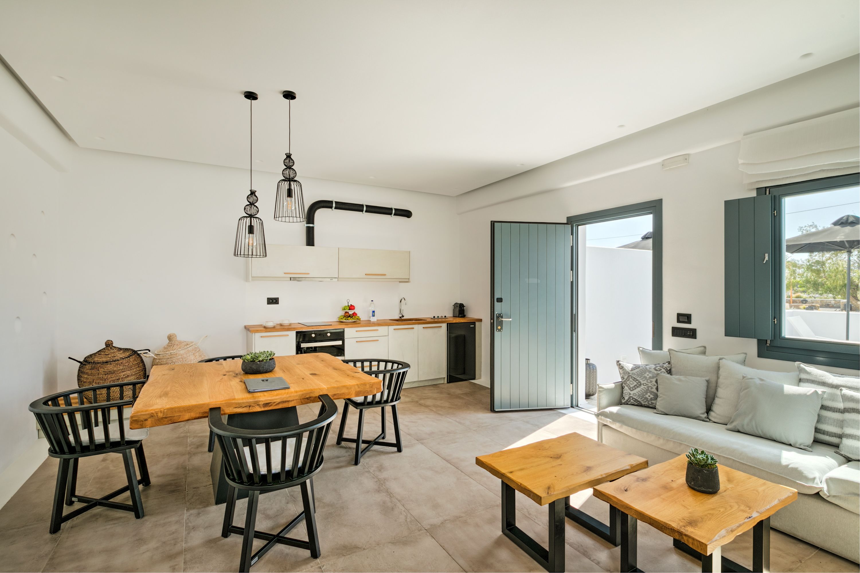 Grand Three Bedroom Villa With Private Pool | Private kitchenette