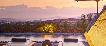 Portes Mykonos Suites & Villas