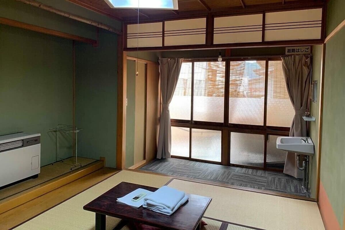 Eenvoudige Twin kamer, Japanse futon | 1 slaapkamer, gratis wifi, beddengoed