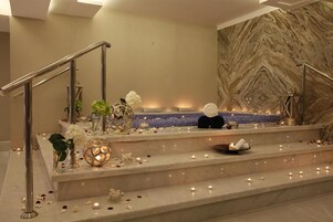 Turkish bath, 2 treatment rooms