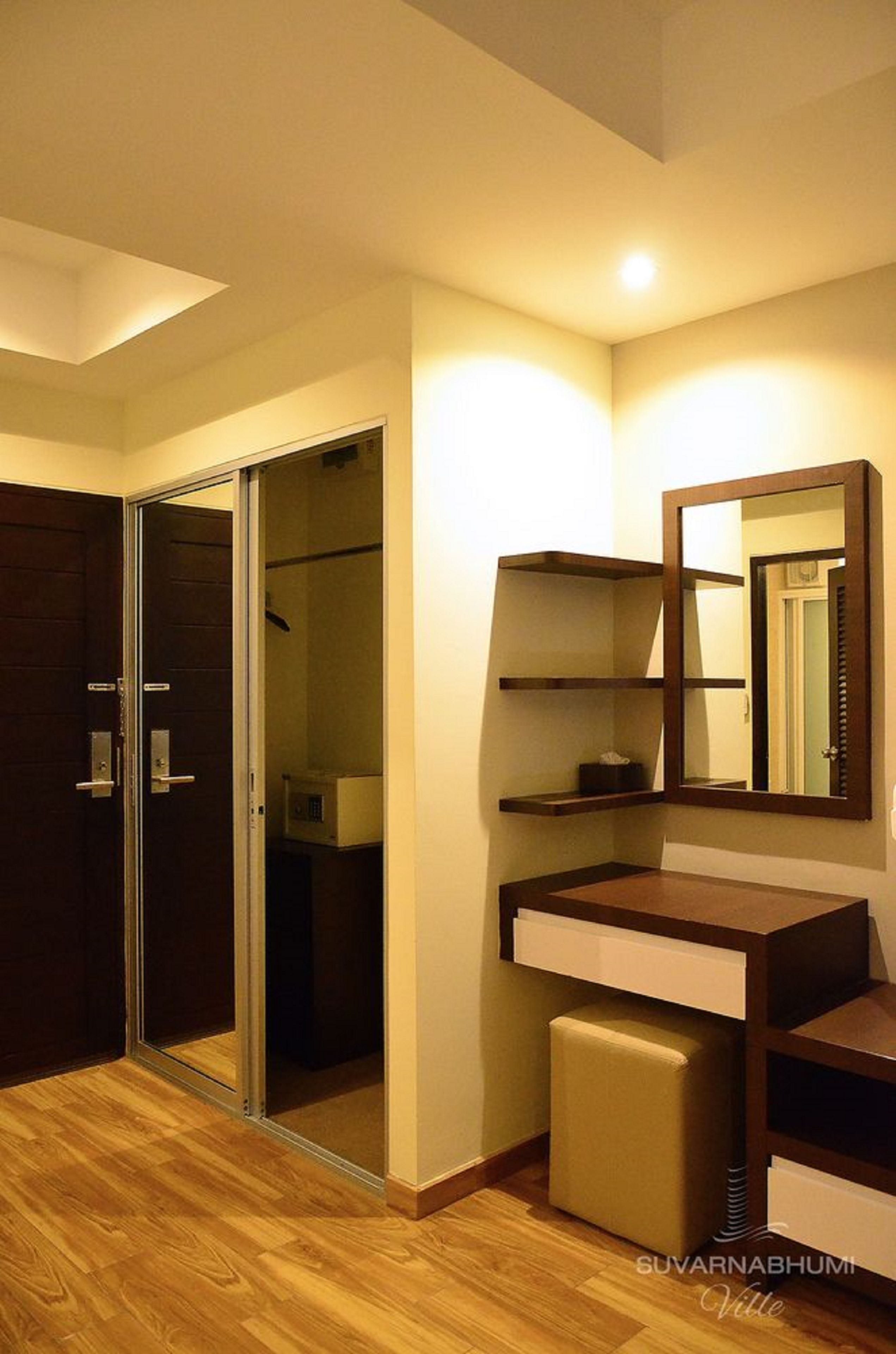 executive room | room amenity