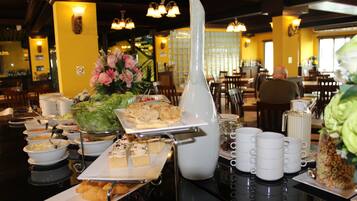 Morgenmadsbuffet hver dag (200 THB pr. person)