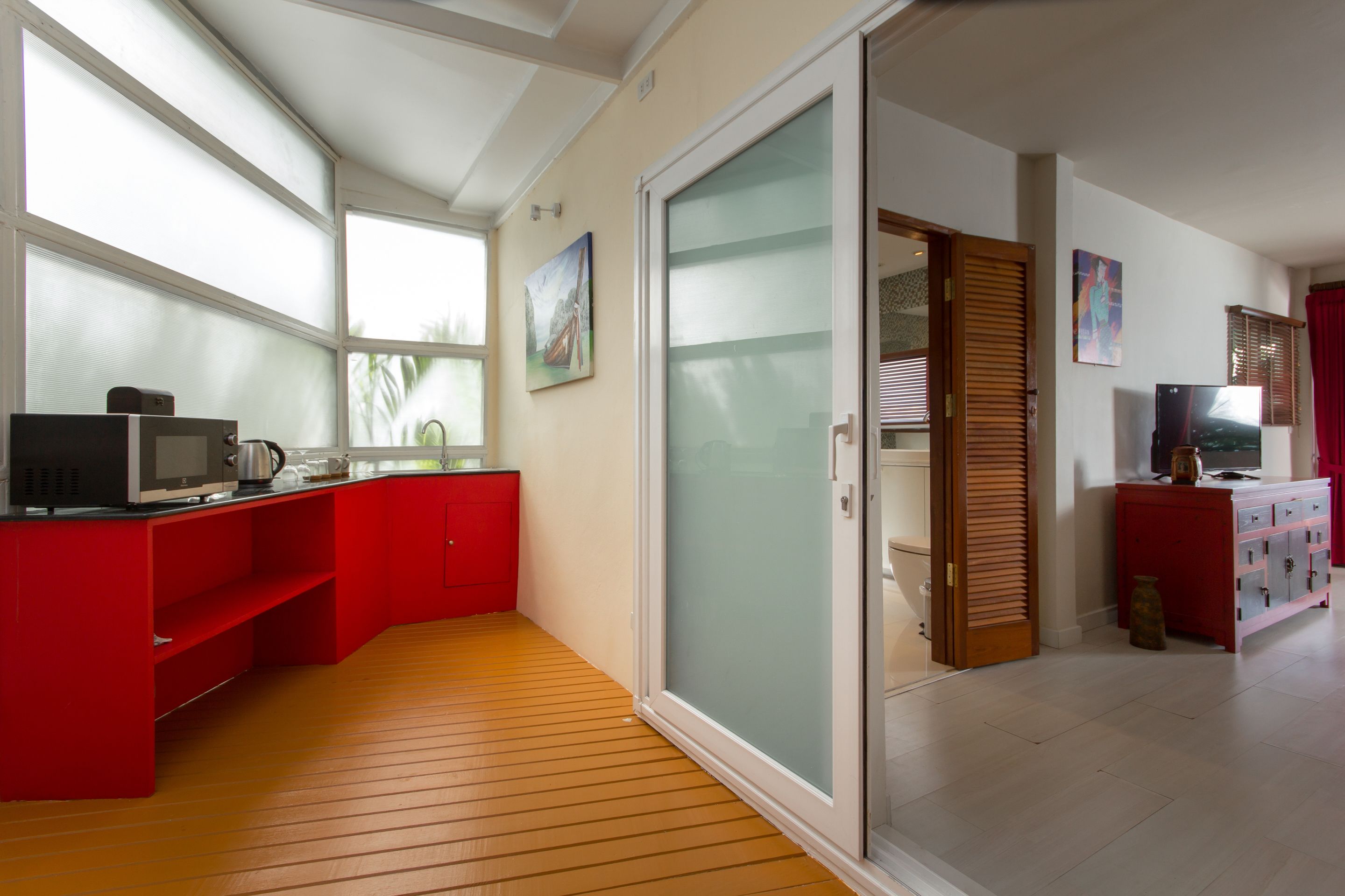 ocean view executive 1-bedroom villa | living area | flat-screen tv