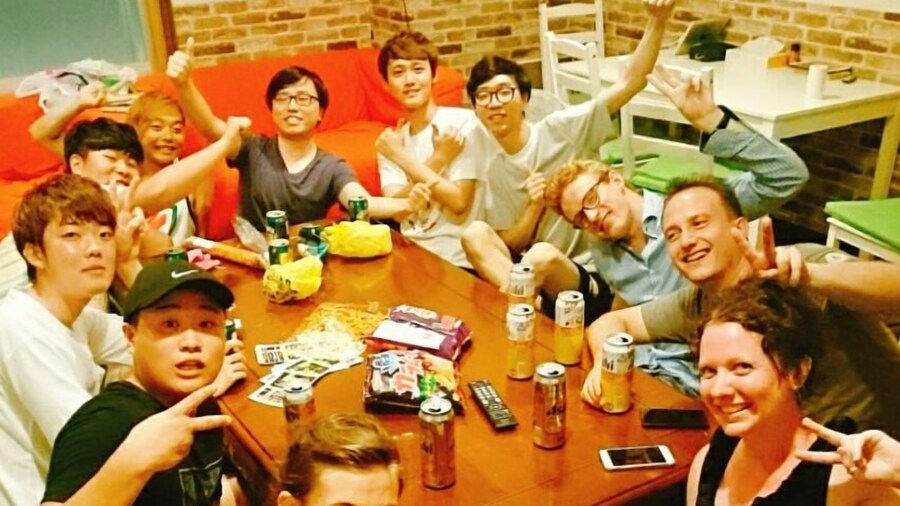 Fukuoka Guest House Little Asia Kokura - Hostel