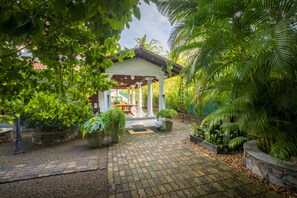 Front of property - Green Villa (Unawatuna)