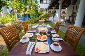 Breakfast for a fee - Green Villa (Unawatuna)