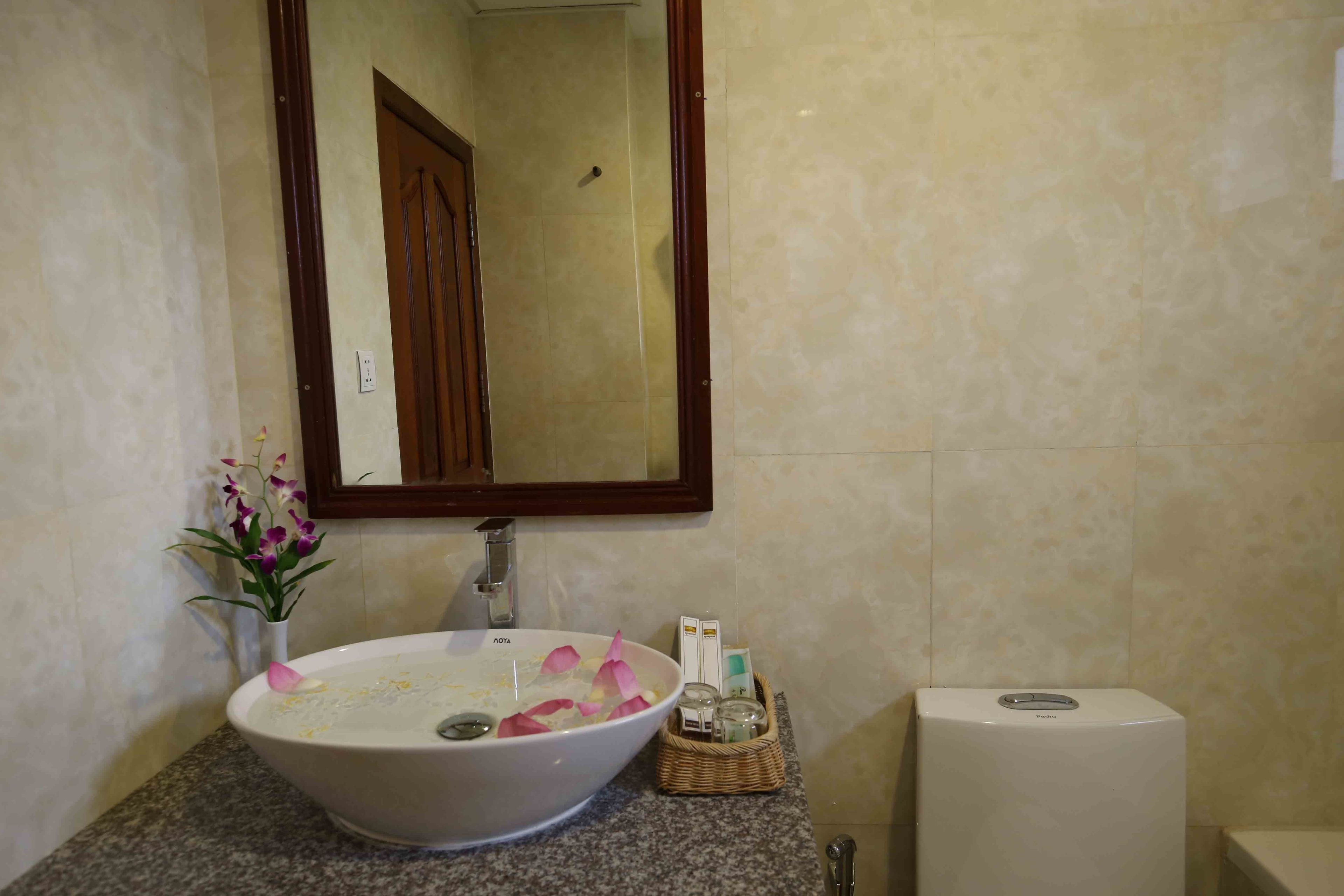 superior triple room | minibar, in-room safe, desk, soundproofing