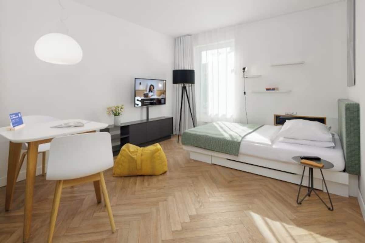 Cortinas opacas y sistema de insonorización