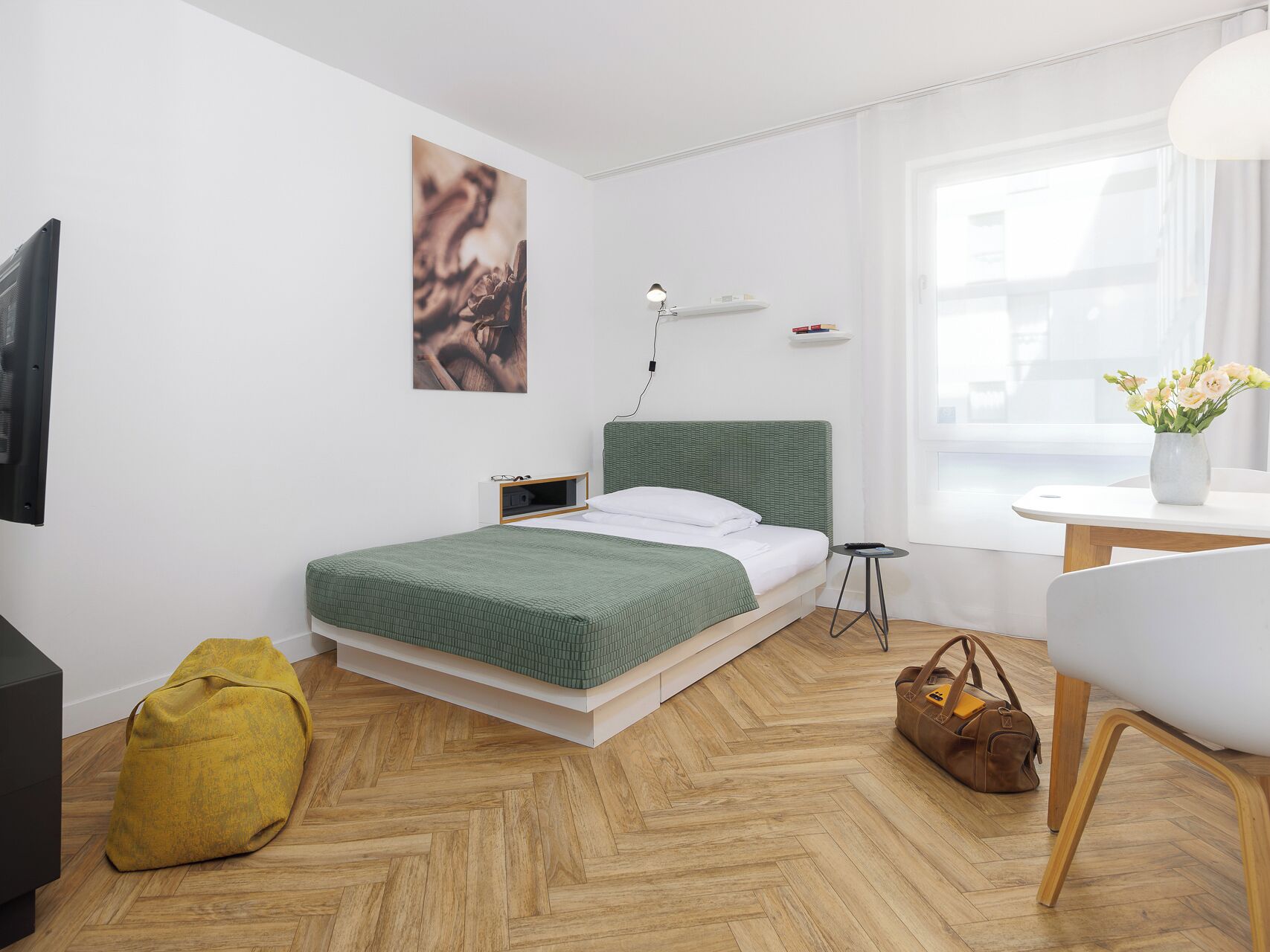 Studio | Blackout curtains, soundproofing, iron/ironing board, free WiFi
