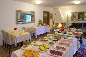 Gratis morgenmadsbuffet hver dag