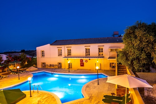 Orestis Hotel Apartments