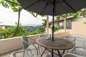 Departamento tradicional, vista al mar | Terraza o patio