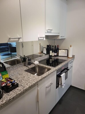 City Apartment, 1 Queen Bed with Sofa bed, City View | 1 bedroom, minibar, iron/ironing board, free WiFi - Stylish Apartment in the Heart of Zug by Airhome (Zug)