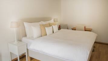 City Apartment, 1 Queen Bed with Sofa bed, City View | 1 bedroom, minibar, iron/ironing board, free WiFi
