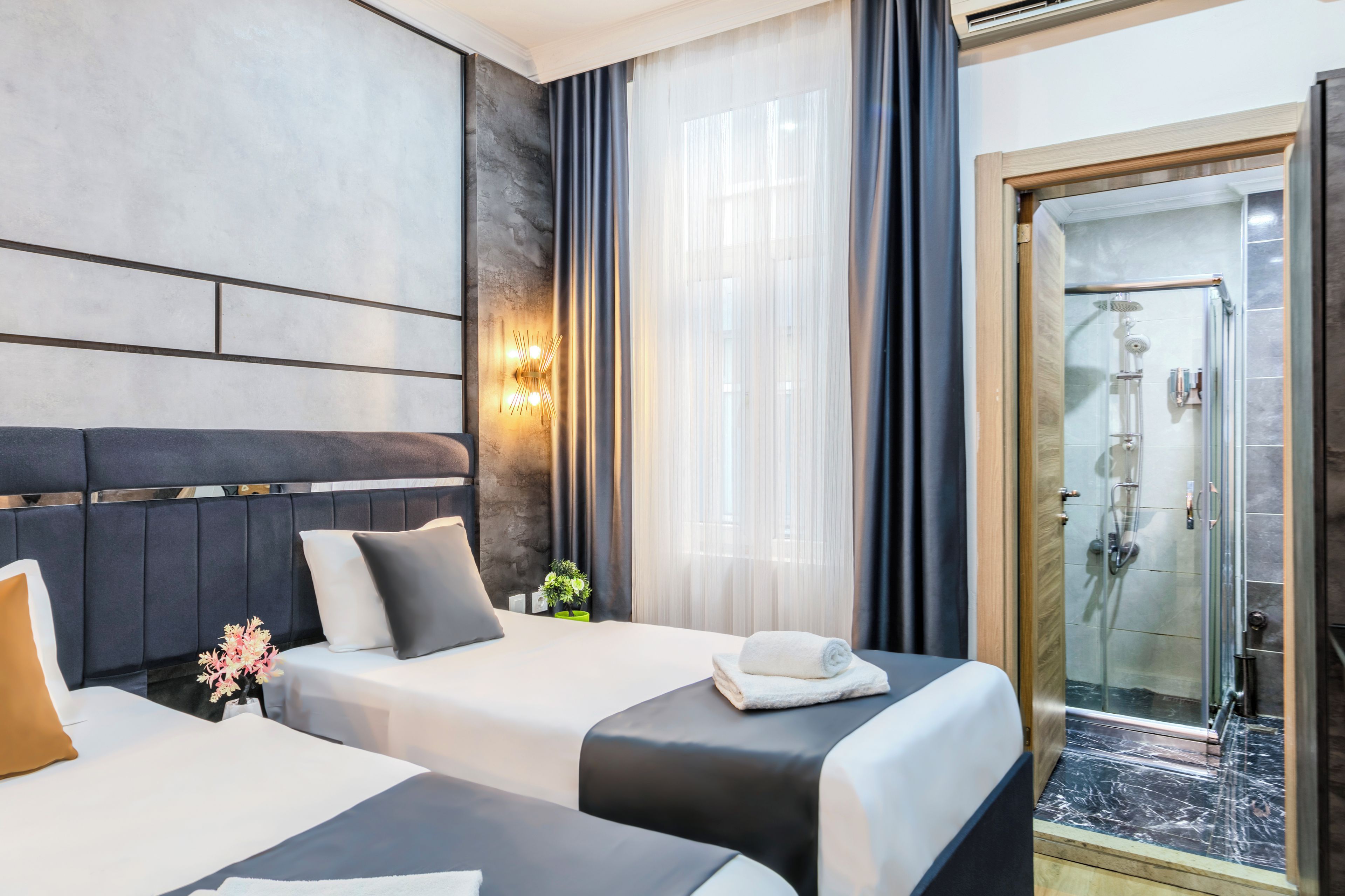 Premium bedding, free minibar items, in-room safe, desk