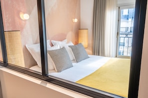 1 Bedroom Apartment with Balcony - City View - 38m2 | Living area