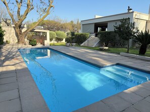 Seasonal outdoor pool, sun loungers