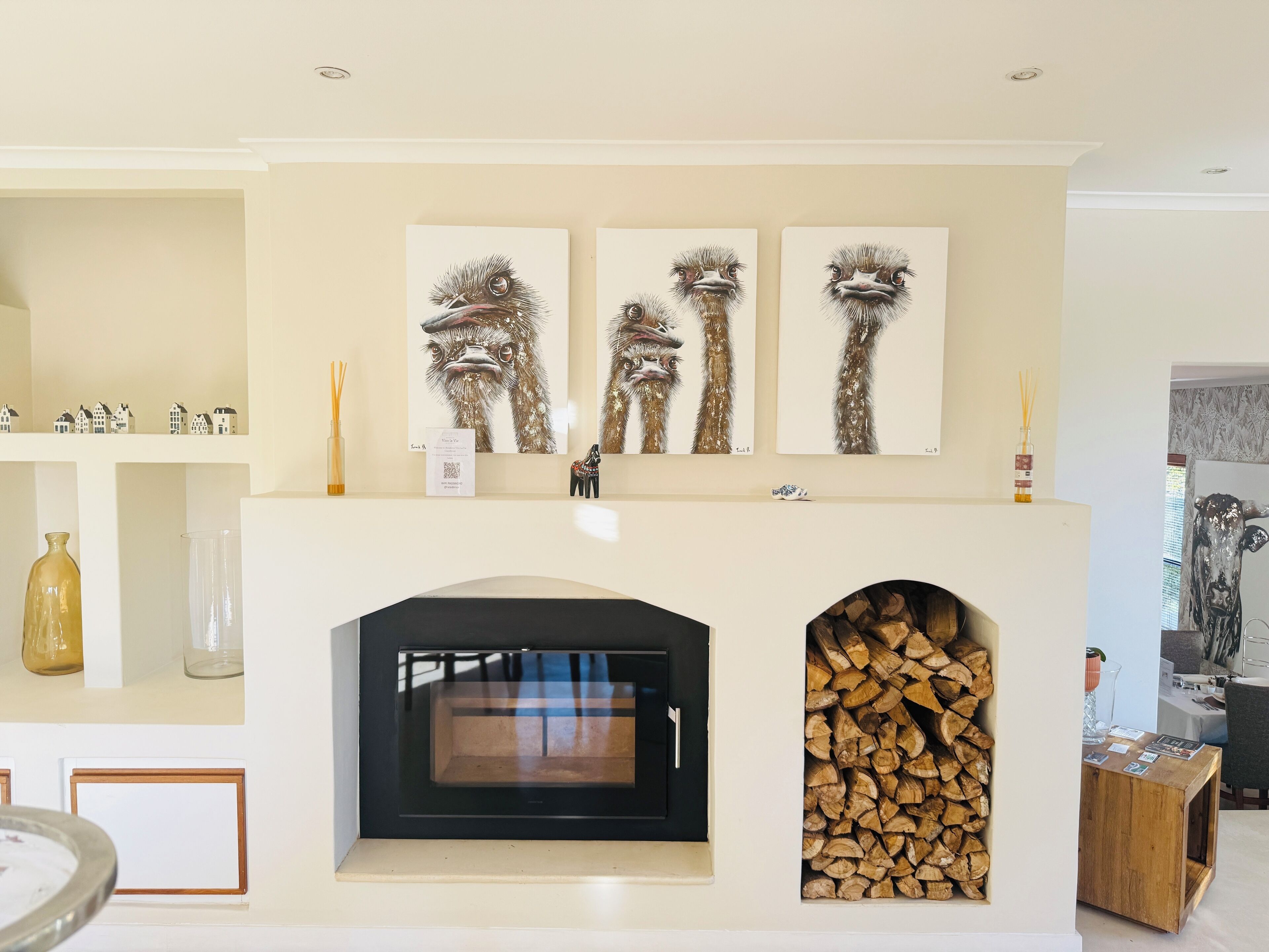 32-Zoll-Flachbildfernseher mit Satellitenempfang, Fernseher