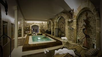 Sauna, steam room, Turkish bath/hammam, body treatments, hydrotherapy