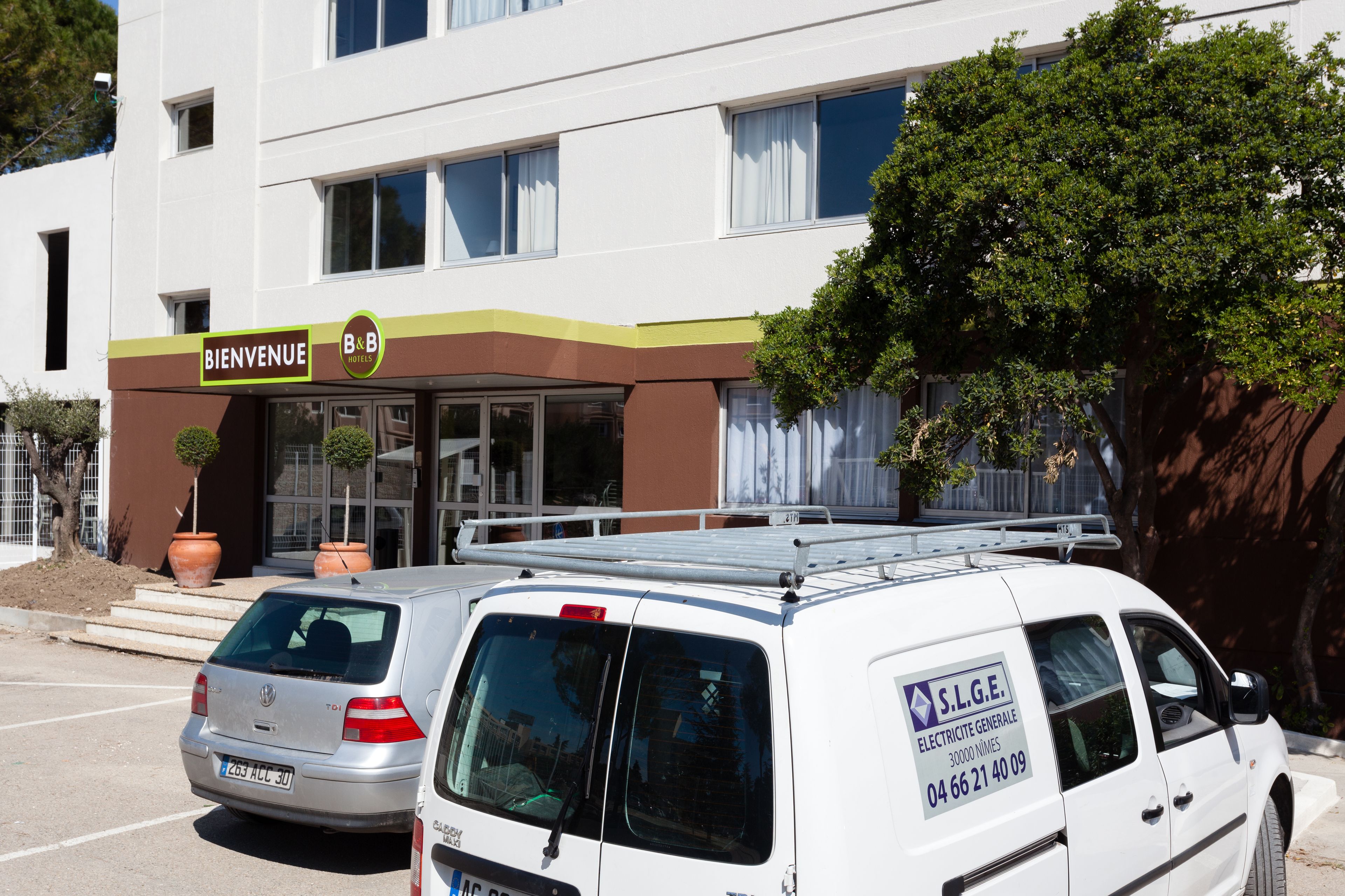 Foto - B&B HOTEL Nîmes Ville Active, parking sécurisé gratuit