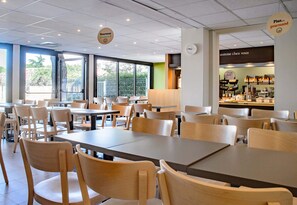 Restaurant - B&B HOTEL Nîmes Ville Active (Nîmes)