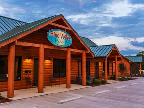 Lodge Room, Non Smoking | Terrace/patio - Blue Water Resort (Dayton)