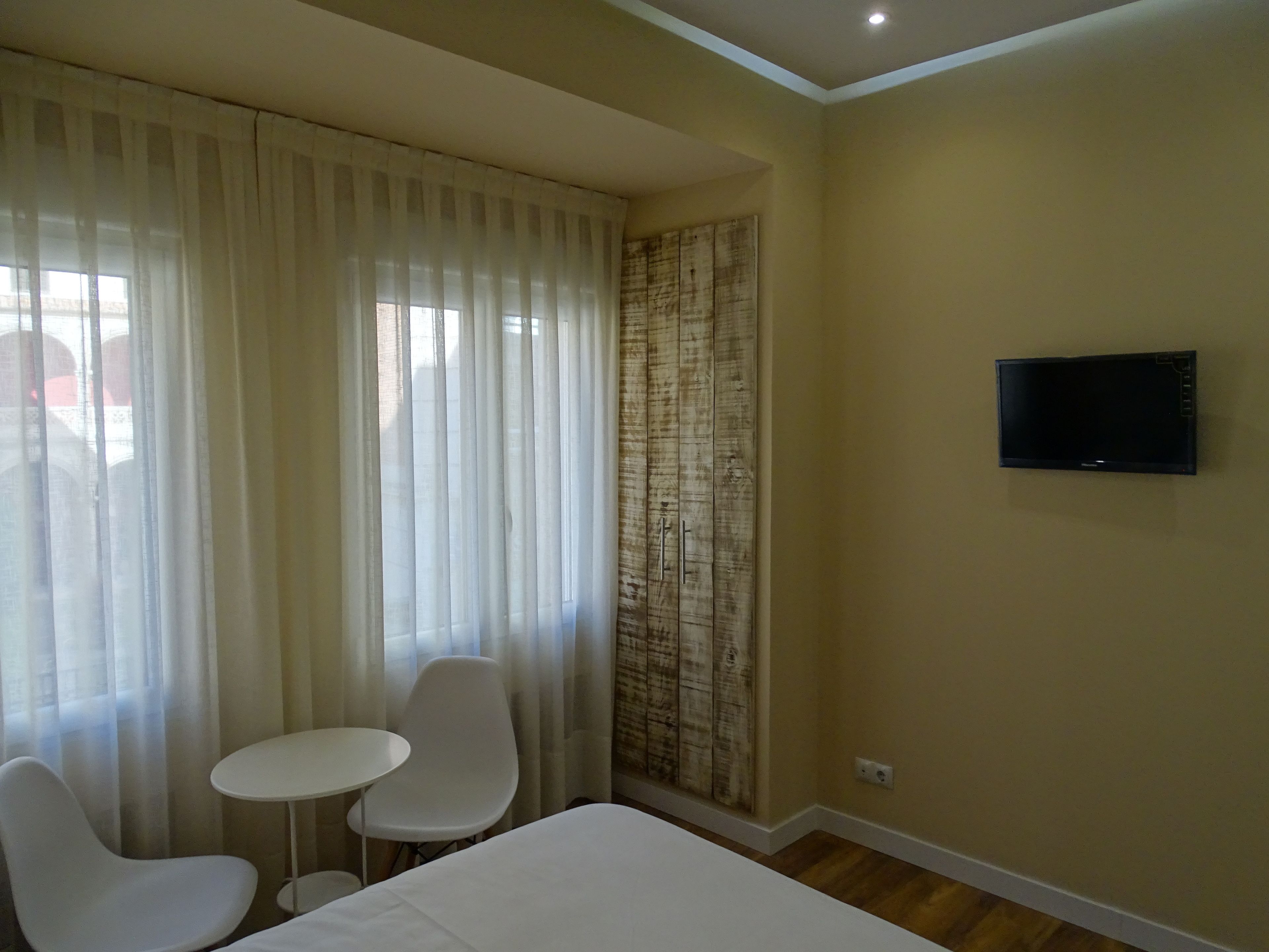 Photo - Urban Burgos