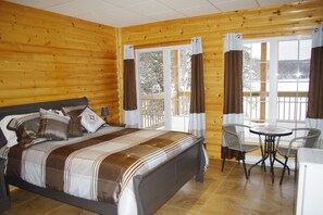 Zimmer | Verdunkelungsvorhänge, schallisolierte Zimmer, kostenloses WLAN