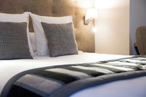 Premium bedding, pillowtop beds, in-room safe, desk