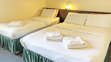 Free cots/infant beds, free WiFi, bed sheets