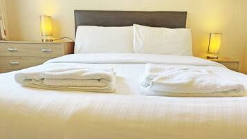 クラシック ダブルルーム | ベビーベッド (無料)、WiFi (無料)、ベッドシーツ