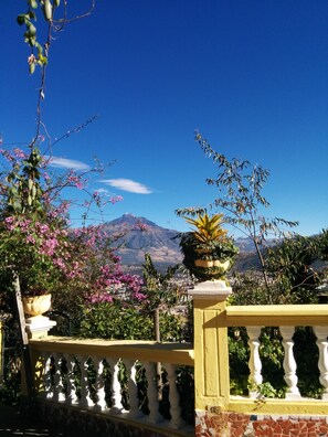 View from property - Hostal Curiñan (Otavalo)