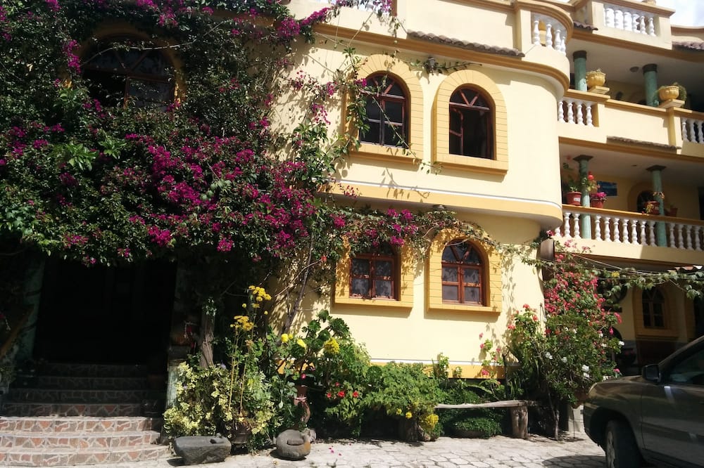 Hostal Curiñan
