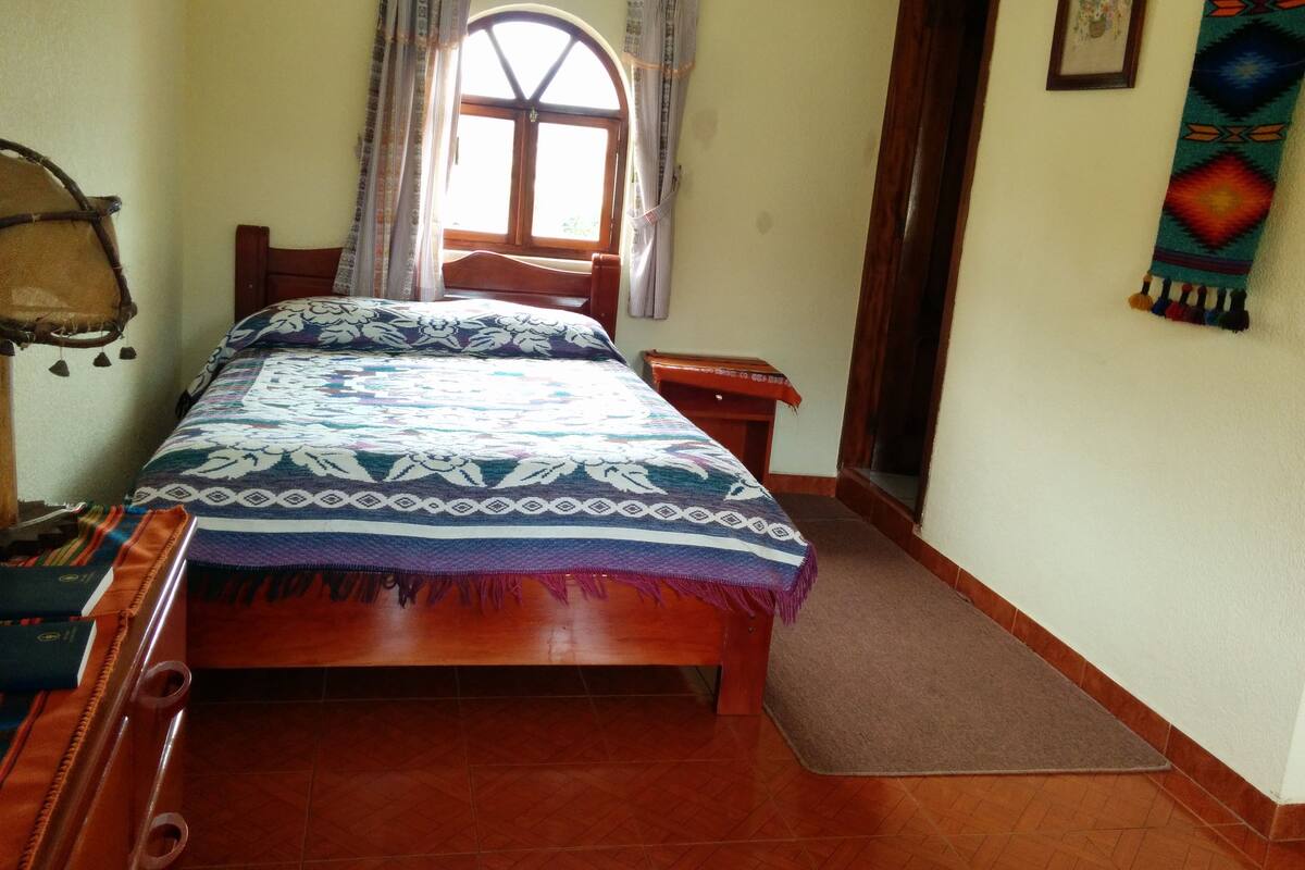 Standard Single Room, 1 Twin Bed, City View | Laptop workspace, blackout drapes, soundproofing, WiFi (free)
