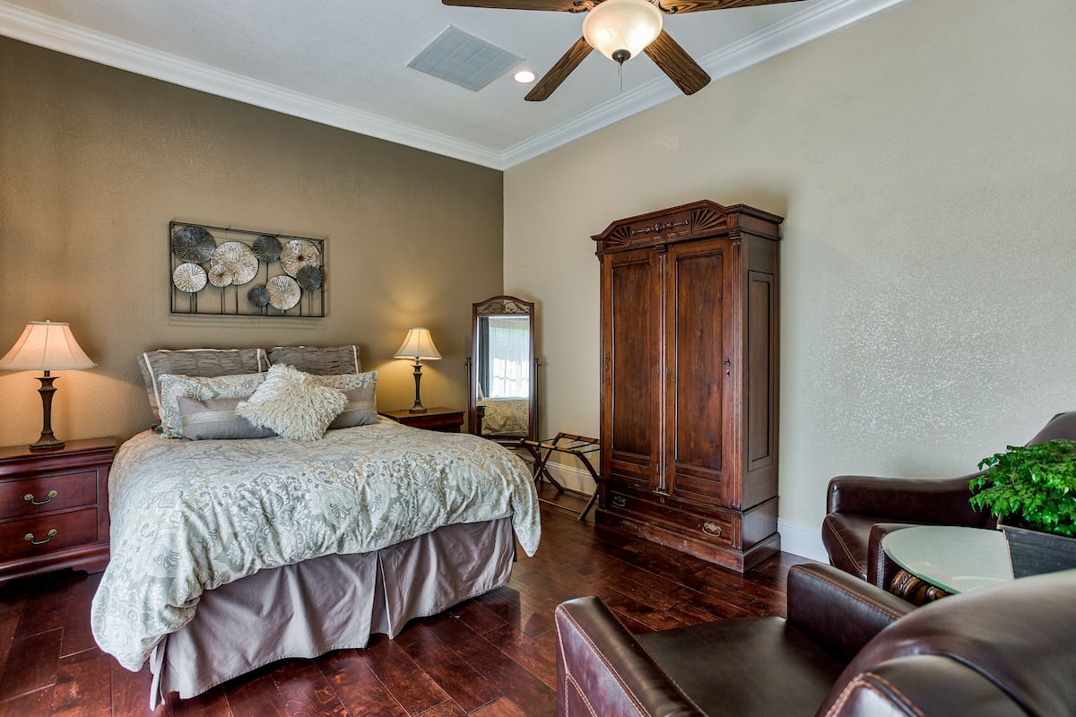 Esperanza Room