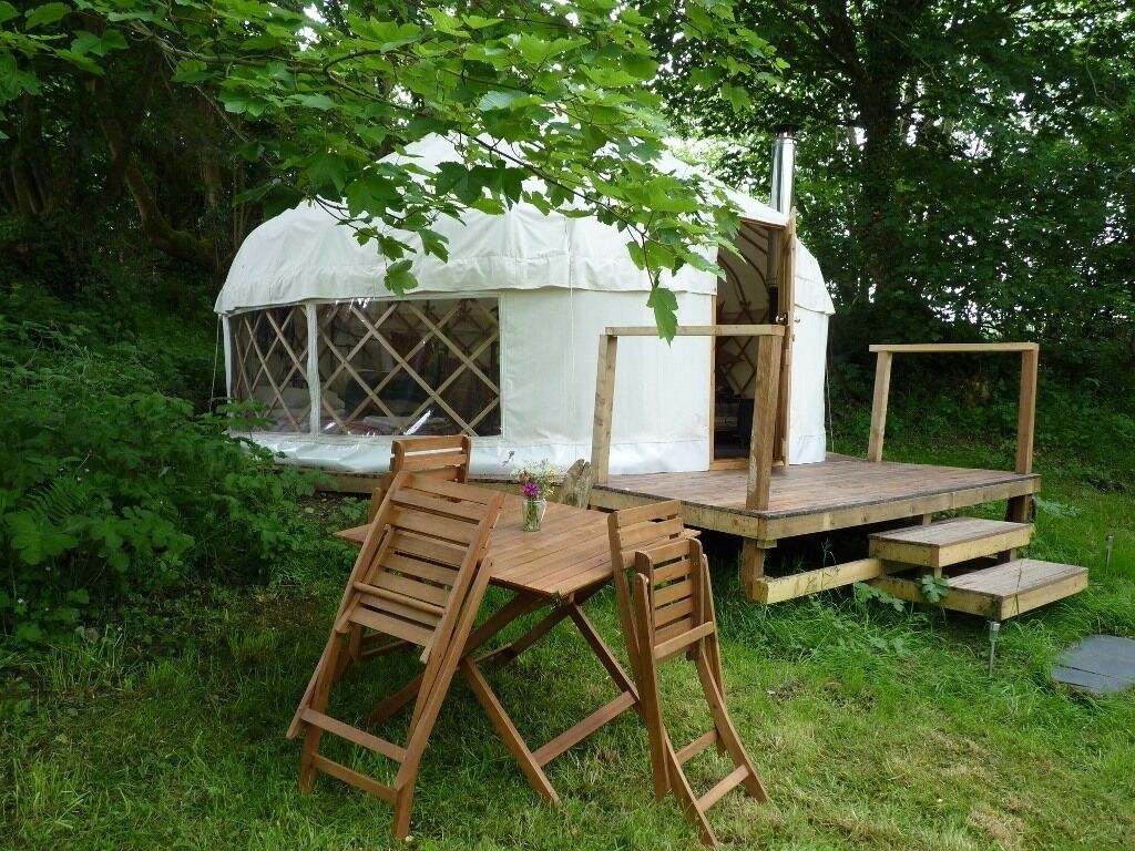 Tente (16ft Yurt) | Literie de qualité supérieure, fer et planche à repasser, Wi-Fi gratuit