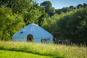 Tent (18ft Yurt) | Premium bedding, iron/ironing board, free WiFi - Ceridwen Glamping, Double decker Bus and Yurts (Llandysul)