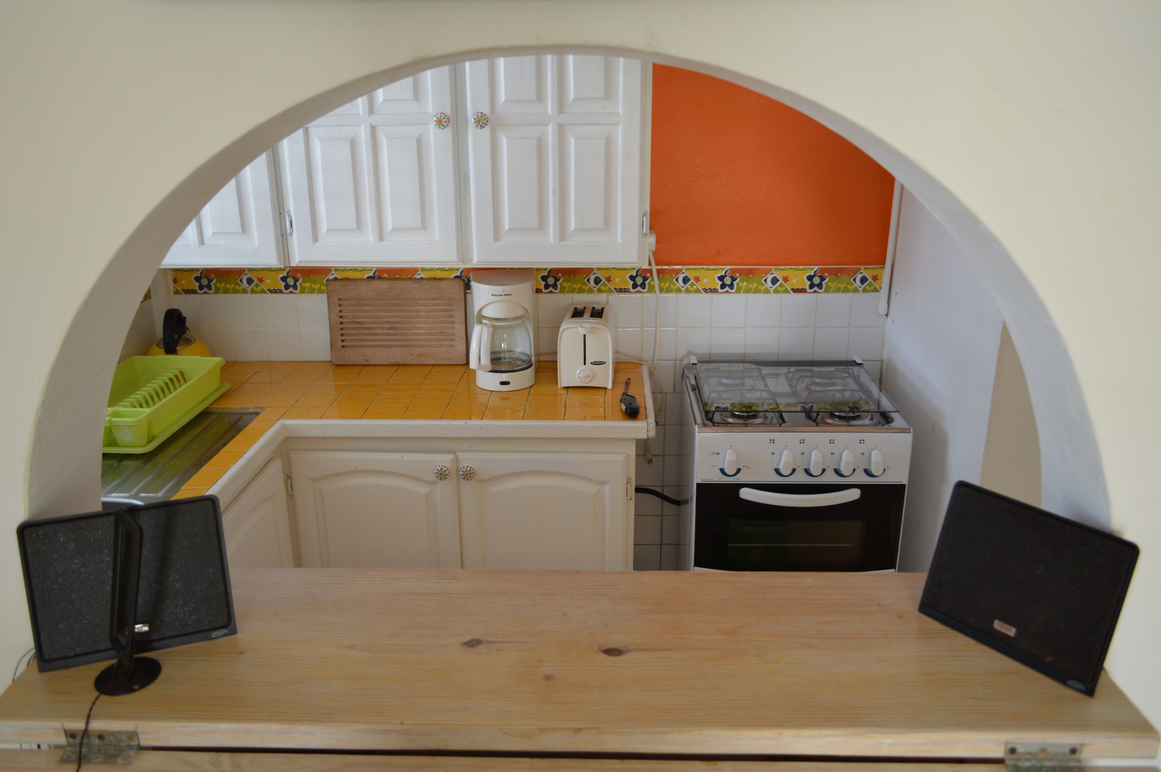 classic apartment, 1 bedroom, kitchen, garden area | bathroom | shower, hair dryer, towels