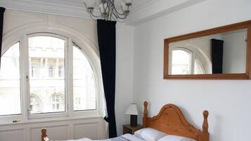 2 bedrooms, iron/ironing board, WiFi (free), bed sheets