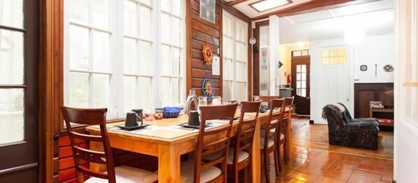 Daily cooked-to-order breakfast for a fee