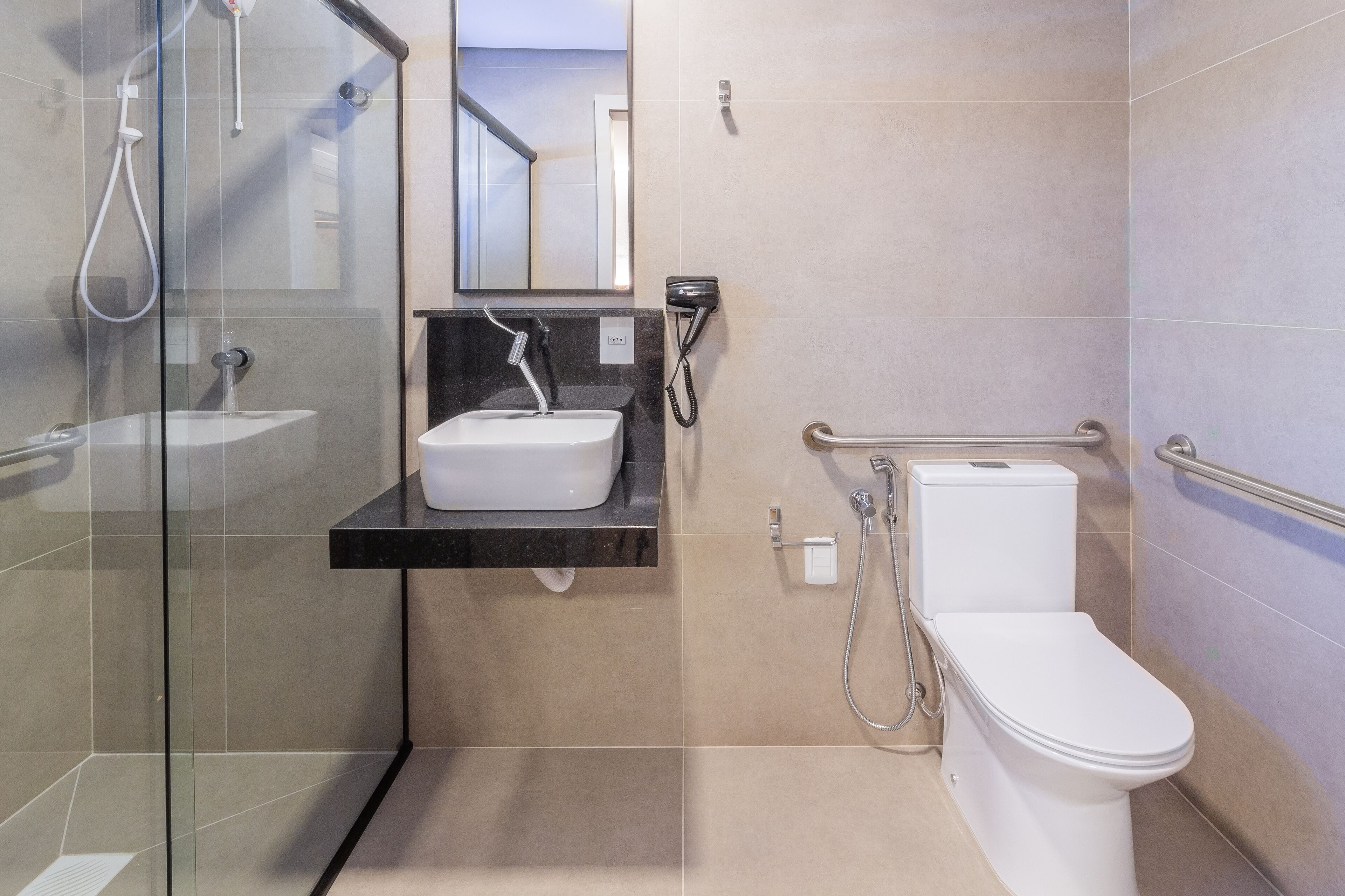 standard single room | bathroom | shower, free toiletries, hair dryer, bidet