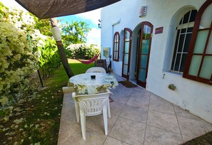 Apartment | Terrace/patio - Two Palms Apartment (Silver Sands)