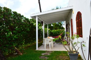 Exterior - Two Palms Apartment (Silver Sands)