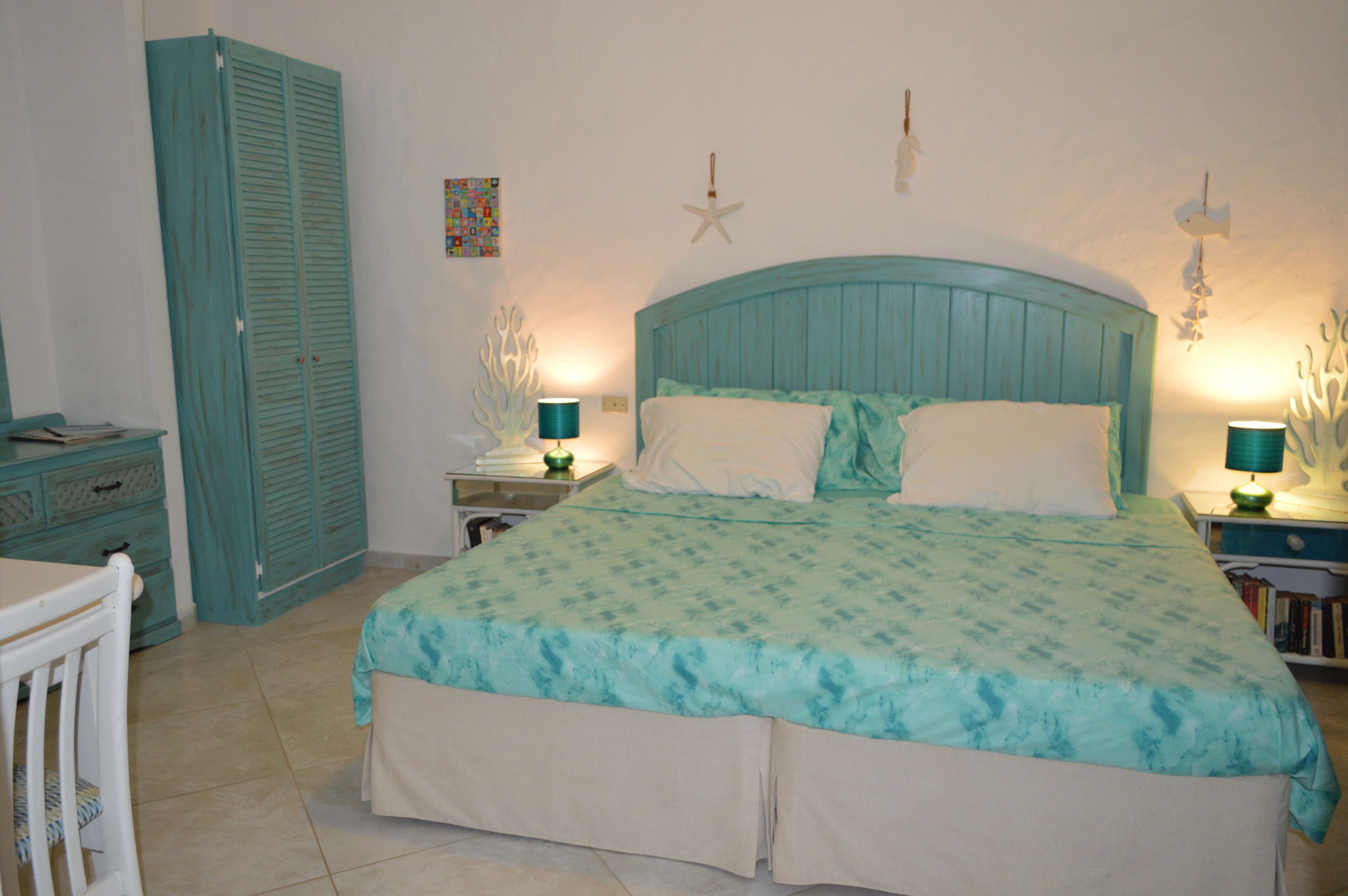 apartment | in-room safe, desk, cots/infant beds, rollaway beds